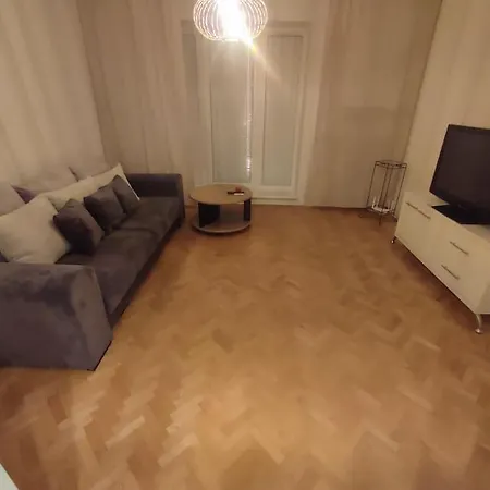 Apartmán Priestranny Apartman- S Vynikajucou Dostupnostou