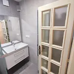 Priestranny Apartman- S Vynikajucou Dostupnostou Apartman Pozsony